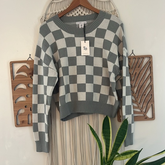 NWT Sincerely Jules Checkered Gray and Cream Sweater Medium - Picture 1 of 4